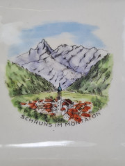 Пепельница винтажная H U Austeria, белый фарфор с изображением Шрунса в Монте-Карло, 8 x 8 x 2 см, Германия, 1960-70гг.