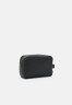 Tommy Hilfiger PREM LEA WASHBAG UNISEX Wash bag black PREM LEA WASHBAG UNISEX Сумка для стирки черный