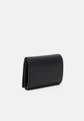 Tommy Hilfiger CASUAL BI FOLD WALLET Wallet black CASUAL BI FOLD WALLET Бумажник черный