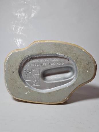 Naturecraft England Винтажная статуэтка ручной работы "Мужчина с собакой", 18см x 10см, Англия, 1960-70гг.