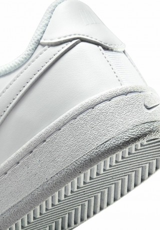 Nike Sportswear COURT ROYALE  Sneaker low white/white/white COURT ROYALE Низкие кроссовки женские белый/белый/белый
