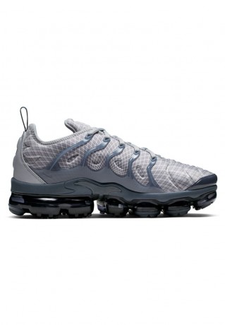 Nike Sportswear AIR VAPORMAX PLUS Sneaker low wolf grey/dark grey/team orange/white AIR VAPORMAX PLUS кроссовки женские низкие серый волк/темно-серый/оранжевый/белый
