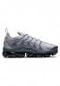 Nike Sportswear AIR VAPORMAX PLUS Sneaker low wolf grey/dark grey/team orange/white AIR VAPORMAX PLUS кроссовки женские низкие серый волк/темно-серый/оранжевый/белый