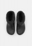 Crocs CLASSIC NEO PUFF SHORTY  Snowboot/Winterstiefel black CLASSIC NEO PUFF SHORTY зимние сапоги/сапоги черный