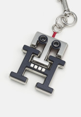 Tommy Hilfiger BOT KEY FOB UNISEX Keyring metallic black BOT KEY FOB UNISEX Брелок черный металлик