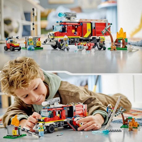 LEGO LEGO City 60374 Einsatzleitwagen der Feuerwehr LEGO City 60374 Командирская машина пожарной команды