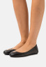 Tommy Hilfiger ROUND  Ballet pumps black ROUND Балетные туфли черный