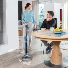 Thomas Thomas Nass-Trocken-Akkusauger AQUA FloorCleaner Cordless Plus, 150,00 W, beutellos, 35 Min. Akkulaufzeit, zusatzliche Reinigungsrolle Беспроводной пылесос Thomas для влажной и сухой уборки AQUA FloorCleaner Cordless Plus, 150,00 Вт, без мешка, вр