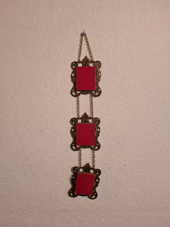 Композиция винтажная из 3 небольших фресок на цепочке, 38 х 8 см, Италия, 1960-70гг.