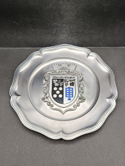 Тарелка декоративная винтажная &quot;Герб Верхнего Дерингена&quot; / Серия &quot;Геральдика&quot;, яркий декор, олово (95%), 23 см, Германия, 1970-80гг.