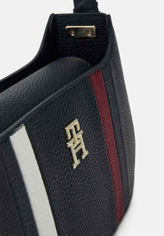 Tommy Hilfiger SHOULDER BAG  Handbag space blue СУМКА НА ПЛЕЧО сумочка космический синий