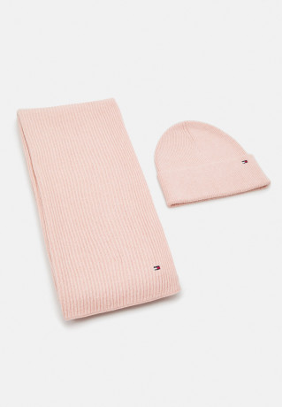 Tommy Hilfiger ESSENTIAL SCARF BEANIE SET Scarf sepia pink melange ESSENTIAL SCARF BEANIE SET Шарф сепия розовый меланж