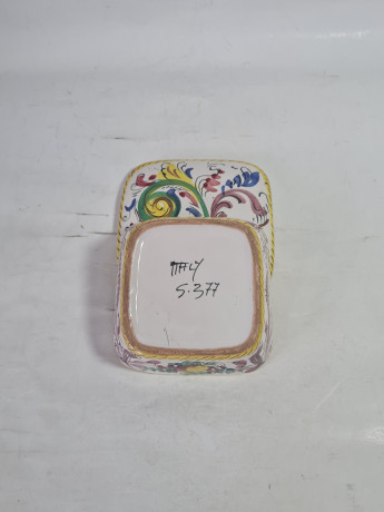 Шкатулка винтажная в стиле майолики, с крышкой, керамика, ручная роспись, Италия, 1960-70гг.