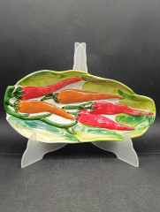 Тарелка сервировочная винтажная &quot;Перчики&quot;, керамика, 24.5 х 12 см, Италия, 1960-70гг.