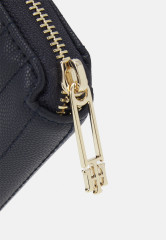 Tommy Hilfiger TIMELESS WALLET Wallet space blue TIMELESS WALLET Кошелек космический синий