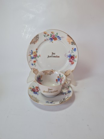 Чайное трио винтажное Schwarzenhammer с обильным позолоченным декором и букетами цветов, ручная роспись, Германия, 1960-70гг.