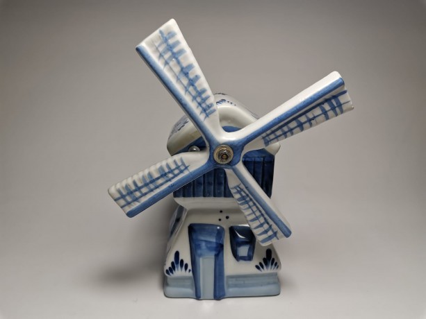 Capodimonte Каподимонте Набор коллекционных фигурок: арфа, виолончель, музыкальная мельница