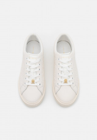 Tommy Hilfiger MONOGRAM Trainers ecru МОНОГРАММА кроссовки экрю