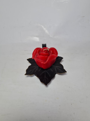 Свеча в виде алой розы на подставке, 14 x 6 см, Германия, 1960-70гг.