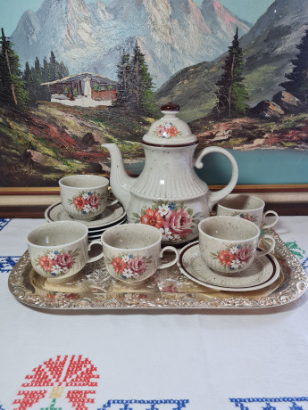 Набор чайный винтажный Winterling Marktleuthen Bavaria  в бежевых тонах с крапинками и яркими цветами: чайник, чашки и блюдца, керамика, Германия, 1960-70гг.