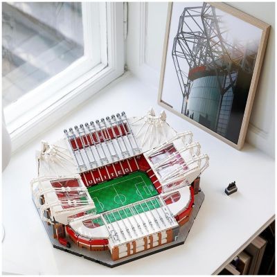LEGO 10272 Old Trafford - Manchester United 10272 Олд Траффорд - Манчестер Юнайтед