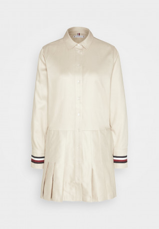 Tommy Hilfiger GLOBAL SHORT DRESS Shirt dress classic beige GLOBAL SHORT DRESS Платье-рубашка классический бежевый