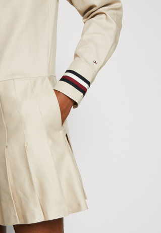Tommy Hilfiger GLOBAL SHORT DRESS Shirt dress classic beige GLOBAL SHORT DRESS Платье-рубашка классический бежевый