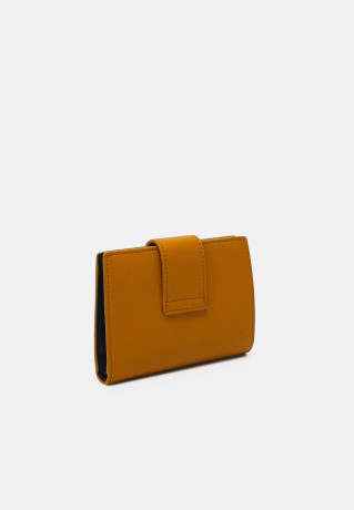 Tommy Hilfiger OUTLINE FLAP Wallet crest gold-coloured OUTLINE FLAP Бумажник гребень золотистого цвета