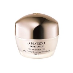Shiseido (Шисейдо) Benefiance WrinkleResist 24 Day Дневной крем для лица Cream LSF 15, Geschenkset Подарочный набор: Day Дневной крем для лица Cream SPF 15 50 мл + Ultimune Power InFussing Concentrate 10 мл + Intensive Eye Contour Cream 5 мл / 1 шт.