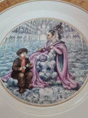 Декоративные тарелки винтажные The Hans Christian Andersen Plates, белый фарфор с изображением сцен из сказок , 4 шт х 19 x 2,5 см, Германия, 1960-70гг.