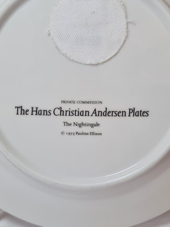 Декоративные тарелки винтажные The Hans Christian Andersen Plates, белый фарфор с изображением сцен из сказок , 4 шт х 19 x 2,5 см, Германия, 1960-70гг.