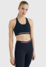 Tommy Hilfiger MID INTENSITY TAPE RACER BRA Medium support sports bra desert sky split logo tape MID INTENSITY TAPE RACER BRA Спортивный бюстгальтер со средней поддержкой лента с разделенным логотипом в пустыне