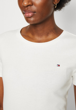 Tommy Hilfiger SLIM CODY  Print T-shirt ecru SLIM CODY Футболка с принтом экрю