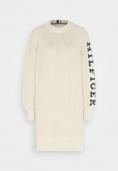 Tommy Hilfiger SWEATER DRESS Jumper dress classic beige ПЛАТЬЕ СВИТЕР Платье-джемпер классический бежевый