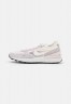 Nike Sportswear WAFFLE ONE Sneaker low sail/light soft pink/summit white/venice/black/light mulberry WAFFLE ONE кроссовки женские низкие парус/светло-розовый/вершинно-белый/венеция/черный/светло-шелковичный