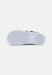 Nike Sportswear ICON CLASSIC Plateausandalette black/white ICON CLASSIC сандалии на платформе черно-белый