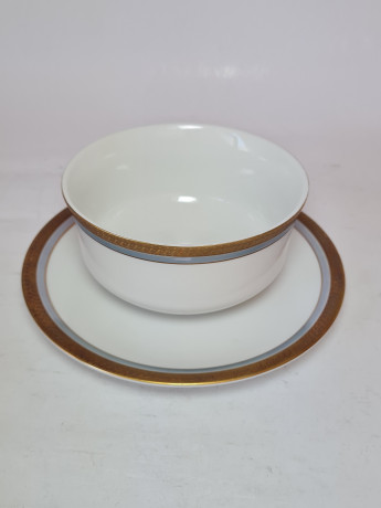 Набор посуды PMR Bavaria Jaeger & CO, белый фарфор с золотым декором, чаша+тарелка, 17 x 8 см, Германия, 1960-70гг.