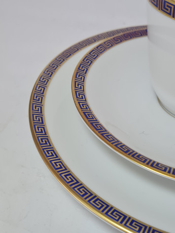 Чайное трио винтажное PMR Jager & Co Bavaria, белый фарфор с золотисто-голубым узором, 9,5 x 7 см / 15 см / 20,5 см, Германия, 1960-70гг.