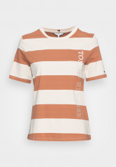 Tommy Hilfiger RUGBY TEE Print T-shirt rugby/canyon ФУТБОЛКА РЕГБИ Футболка с принтом регби/каньон