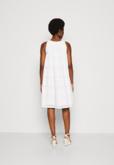 Tommy Hilfiger POPLIN KNEE DRESS Day dress optic white ПЛАТЬЕ ИЗ ПОПЛИНА Повседневное платье оптический белый