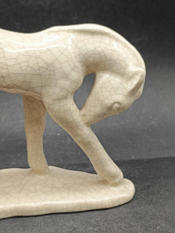 Статуэтка винтажная "Лошадь" среднего размера, в стиле майолика, кракелюр, фарфор, 15 см, Италия, 1970-80гг.