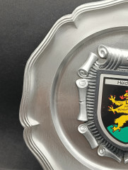 Тарелка декоративная винтажная &quot;Герб города Гейдельберг&quot; / Серия &quot;Геральдика&quot;, яркий декор, олово (95%), 23 см, Германия, 1970-80гг.