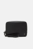 Tommy Hilfiger MODERN LEA WASHBAG UNISEX Wash bag black MODERN LEA WASHBAG UNISEX Сумка для стирки черный