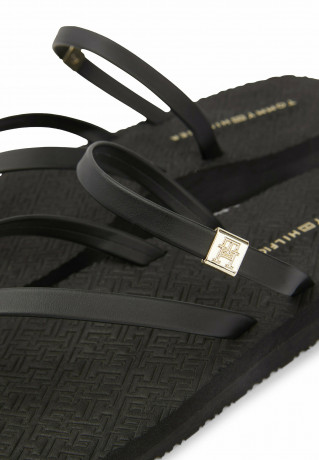 Tommy Hilfiger TH MONOGRAM STRAPPY  T-bar sandals black TH MONOGRAM STRAPPY Сандалии с Т-образной перемычкой черный