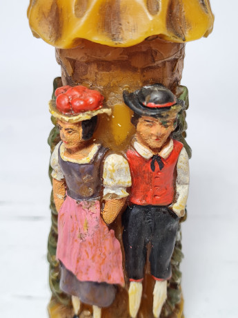 Свеча восковая винтажная Im Stil Gunter "Влюбленная пара среди деревьев", 13 см, Германия, 1960-70гг.