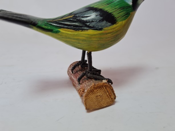 Blaumeise auf Ast Винтажная фигурка ручной росписи "Зеленая птичка на ветке", 8см x 6см, Германия, 1960-70гг.