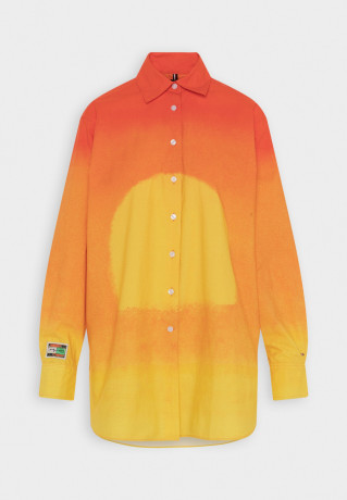 Tommy Hilfiger TOMMY HILFIGER X ANDY WARHOL SUNSET Button-down blouse orange TOMMY HILFIGER X ANDY WARHOL SUNSET Блуза на пуговицах апельсин