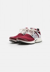 Nike Sportswear AIR PRESTO UNISEX Sneaker low team red/black/white AIR PRESTO UNISEX Низкие кроссовки женские команда красный/черный/белый
