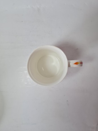 Fine Bone China Чашка с ручкой "Торговая площадь в канун Рождества", 10см х 11,5см, 1960-70гг. 