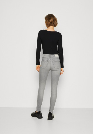 Tommy Hilfiger FLEX COMO Jeans Skinny Fit ivy FLEX COMO — Джинсы скинни плющ